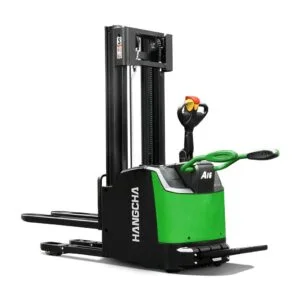 Naudota sandėliavimo technika
